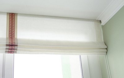 Sistem roman alb, material semitransparent care difuzează lumina